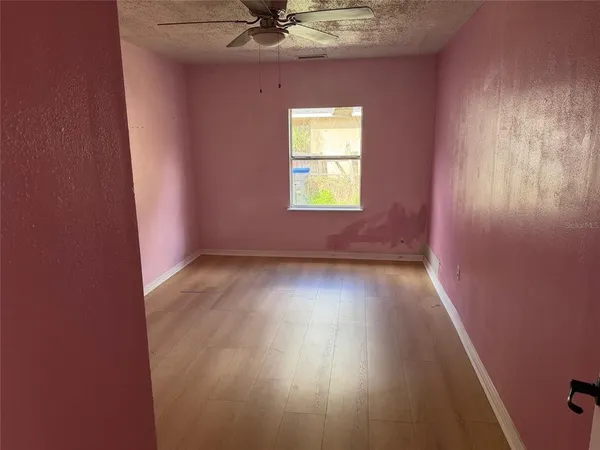 $298,900 | 636 South Park Avenue, Winter Garden, FL 34787