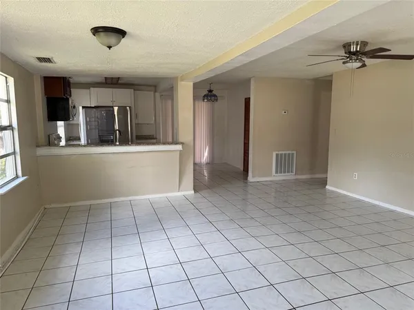 $298,900 | 636 South Park Avenue, Winter Garden, FL 34787