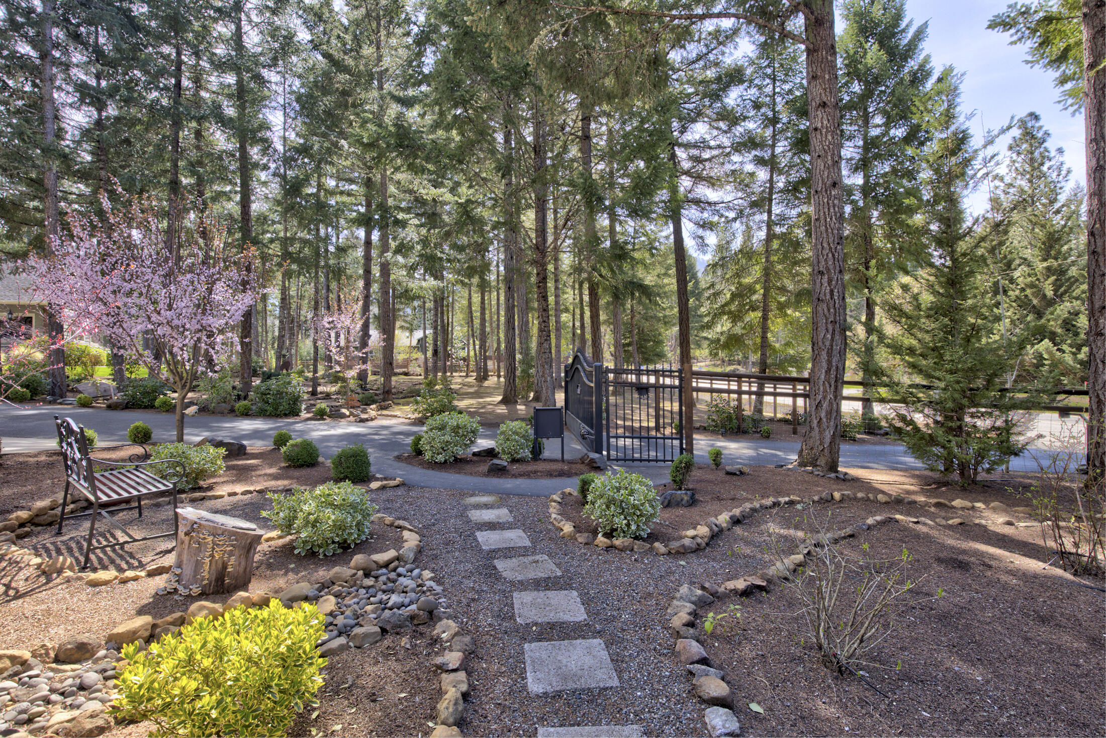 237 Marble Mountain Road Grants Pass, OR 97527 - Photo 37 of 53 0R1A1325_6_7_8_9
