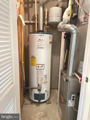 a view of a indoor garage