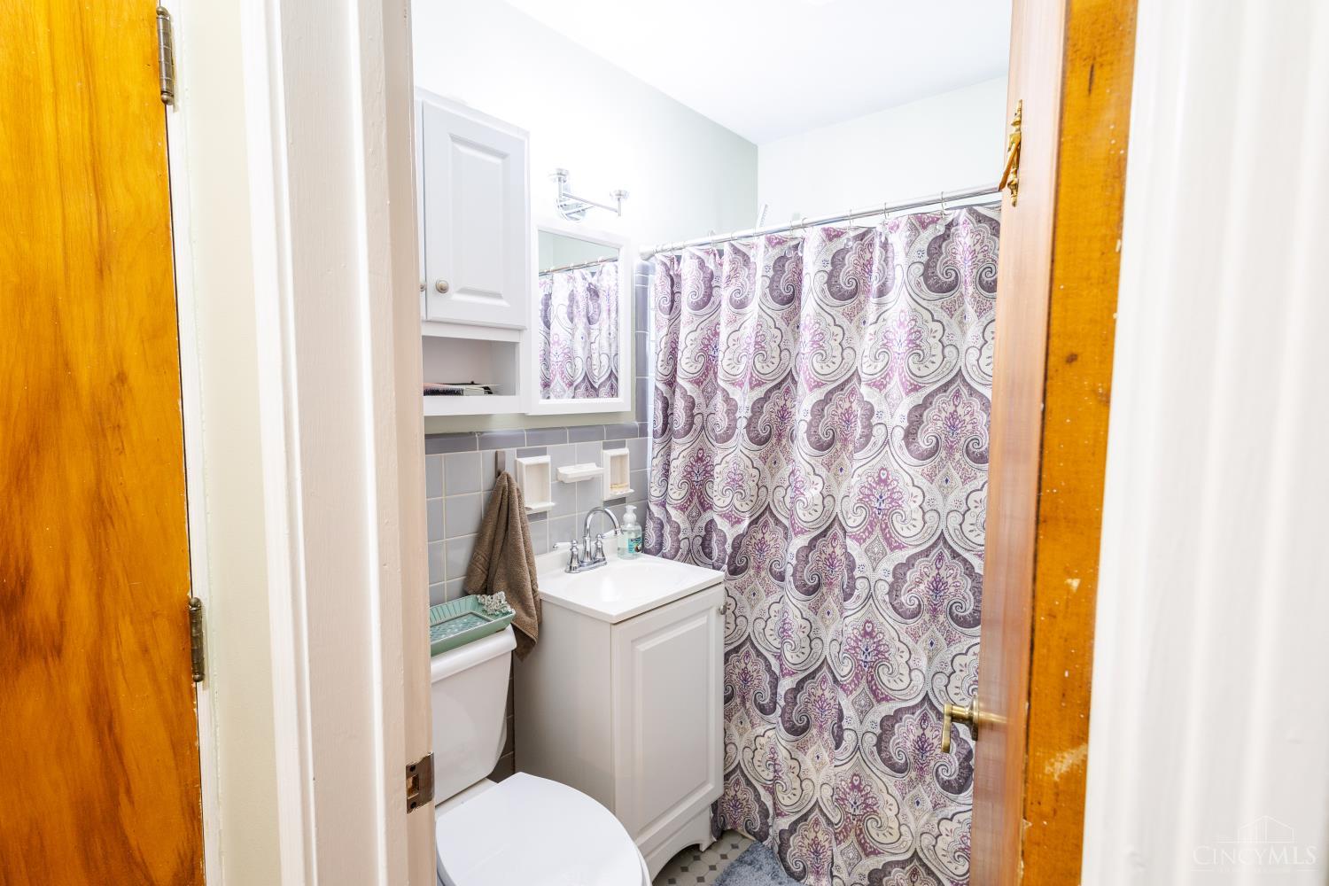 8341 Pippin Road Cincinnati, OH 45239 - Photo 15 of 26