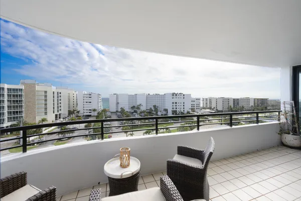 $6,000 | 3589 South Ocean Boulevard, Unit 801, South Palm Beach, FL 33480