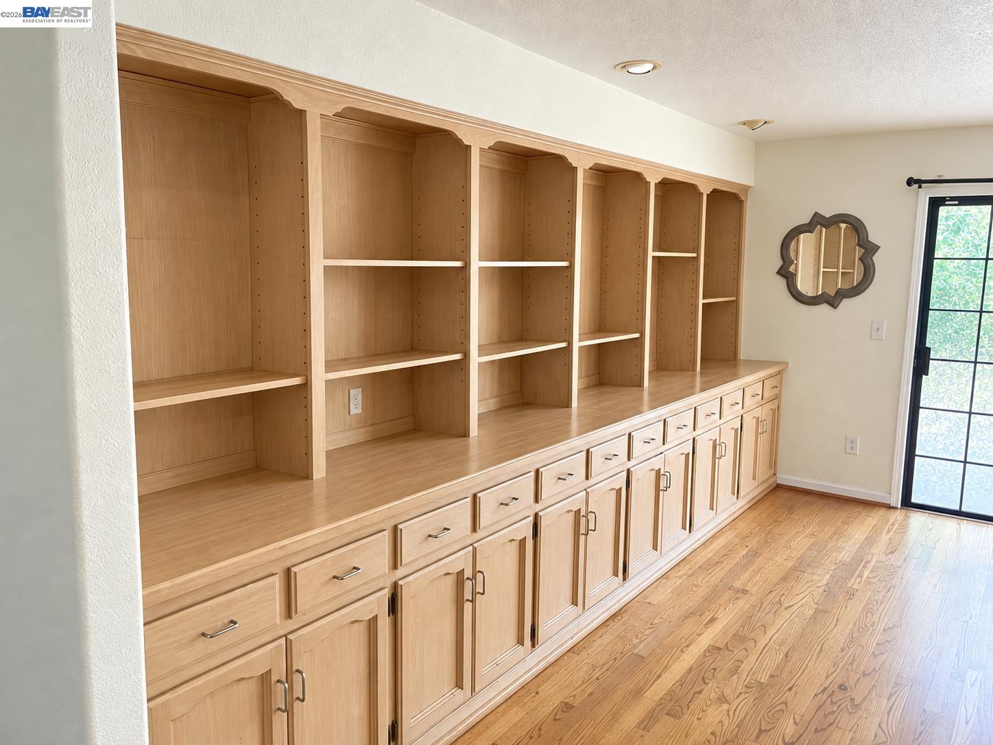 2204 Cheyenne Way Modesto, CA 95356 - Photo 9 of 19 Gallery Image 9