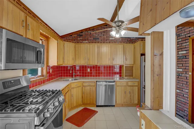 $749,999 | 57 Munro Boulevard, Valley Stream, NY 11581