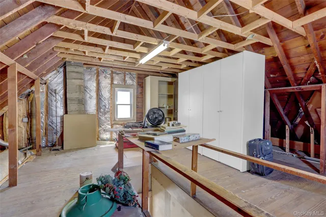 $749,999 | 57 Munro Boulevard, Valley Stream, NY 11581