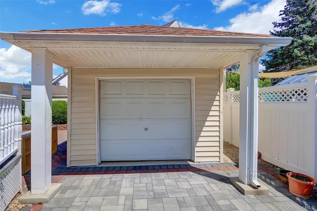 $749,999 | 57 Munro Boulevard, Valley Stream, NY 11581