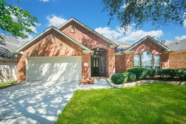 $2,300 | 5823 Knollwood Trail, Spring, TX 77373