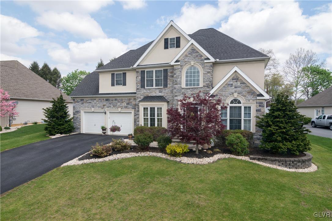 3982 Autumn Ridge Road Bethlehem, PA 18017 - Photo 2 of 39 Gallery Image 2