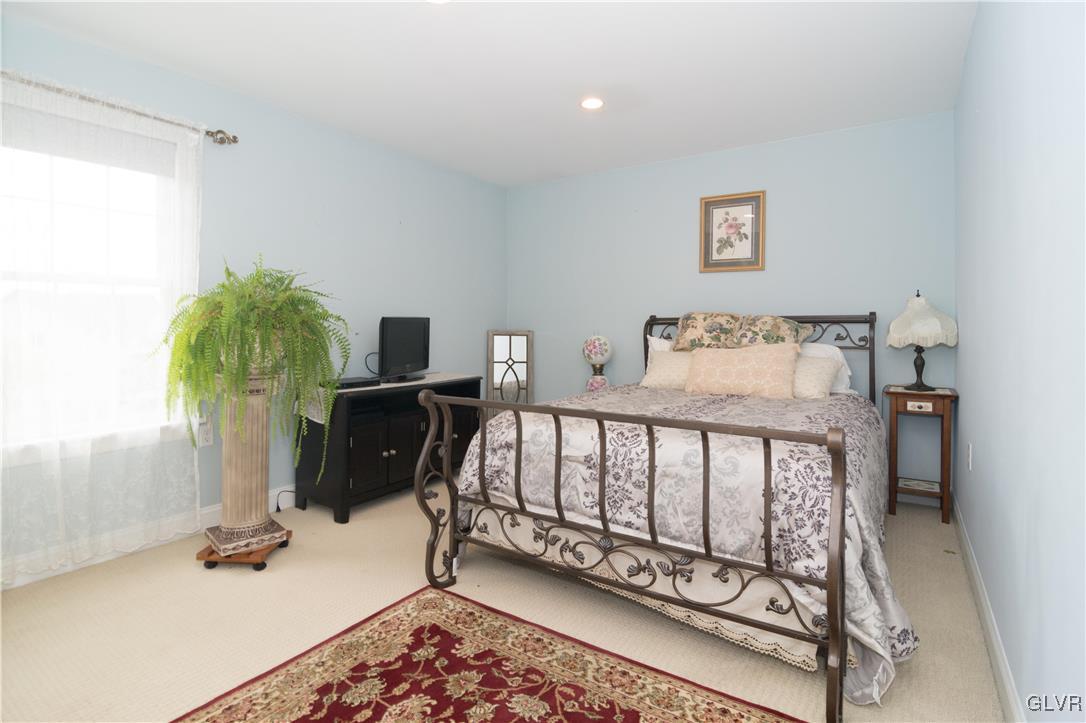 3982 Autumn Ridge Road Bethlehem, PA 18017 - Photo 23 of 39 Gallery Image 23