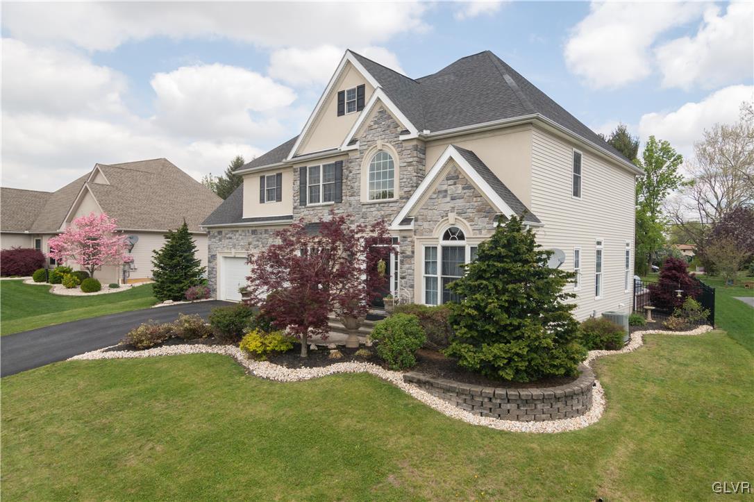 3982 Autumn Ridge Road Bethlehem, PA 18017 - Photo 3 of 39 Gallery Image 3
