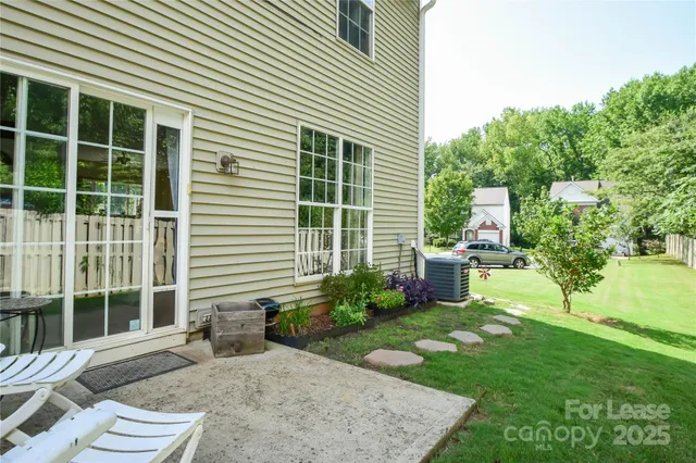 $2,100 | 2121 Kaybird Lane, Charlotte, NC 28270