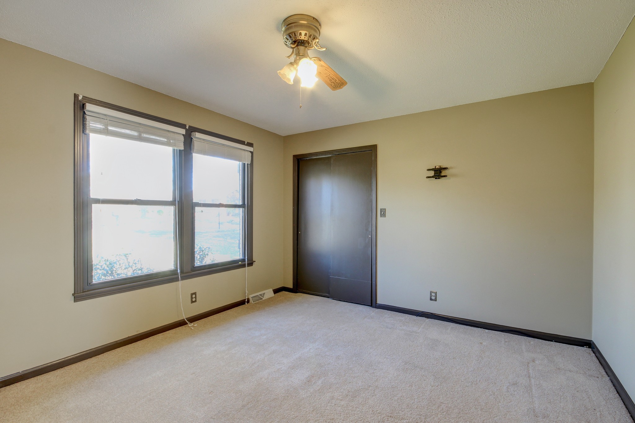 356 Kimbrough Road Clarksville, TN 37043 - Photo 25 of 50 a view of an empty room with a window