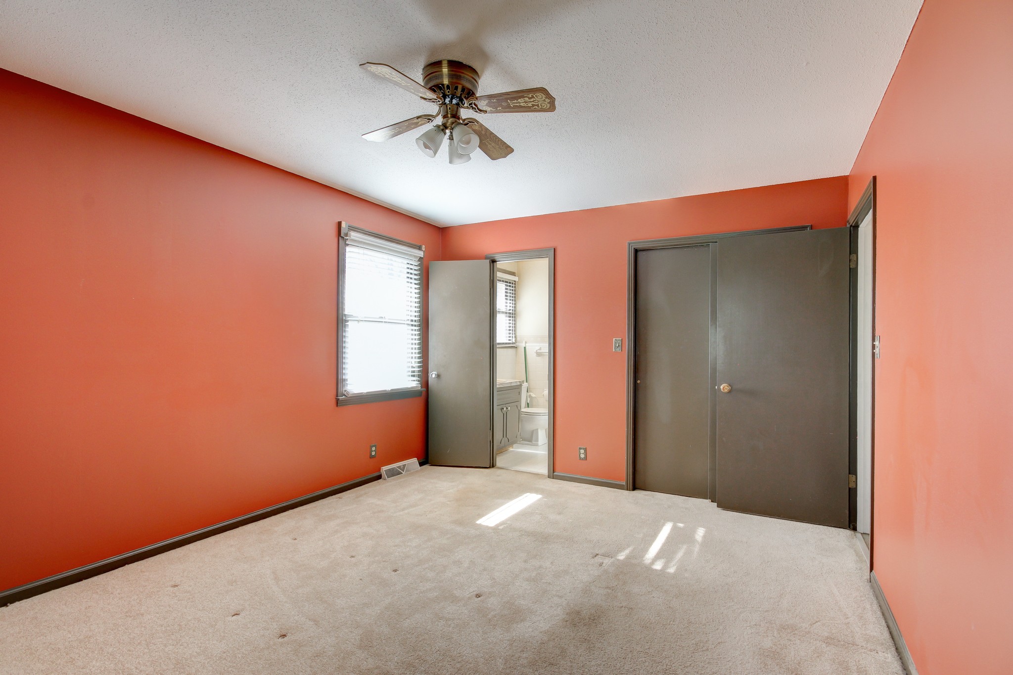 356 Kimbrough Road Clarksville, TN 37043 - Photo 36 of 50 a view of a livingroom with a ceiling fan and window