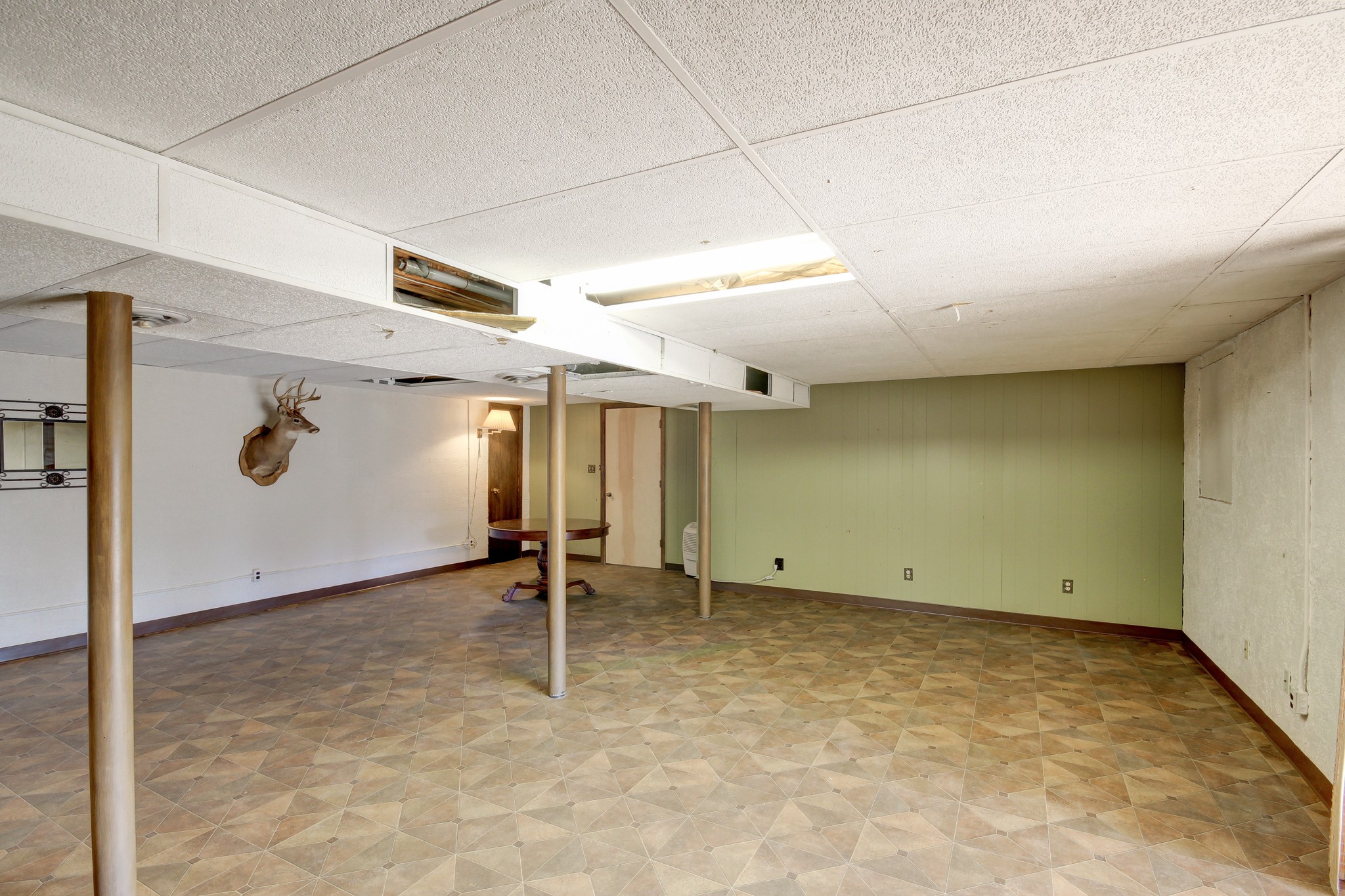 356 Kimbrough Road Clarksville, TN 37043 - Photo 42 of 50 a view of an empty room