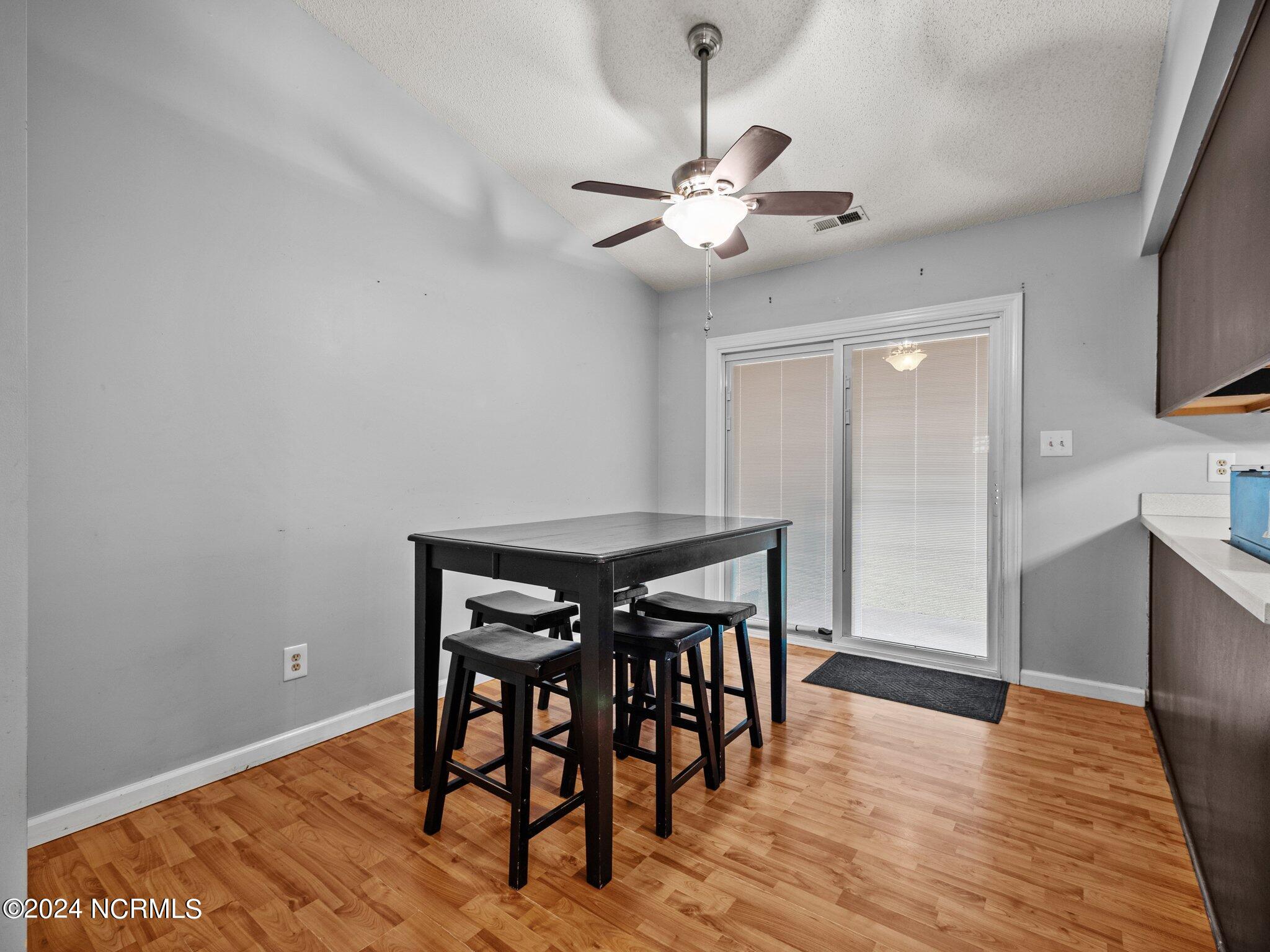 413 Oregon Trail Hubert, NC 28539 - Photo 16 of 49 37-web-or-mls-P4033323