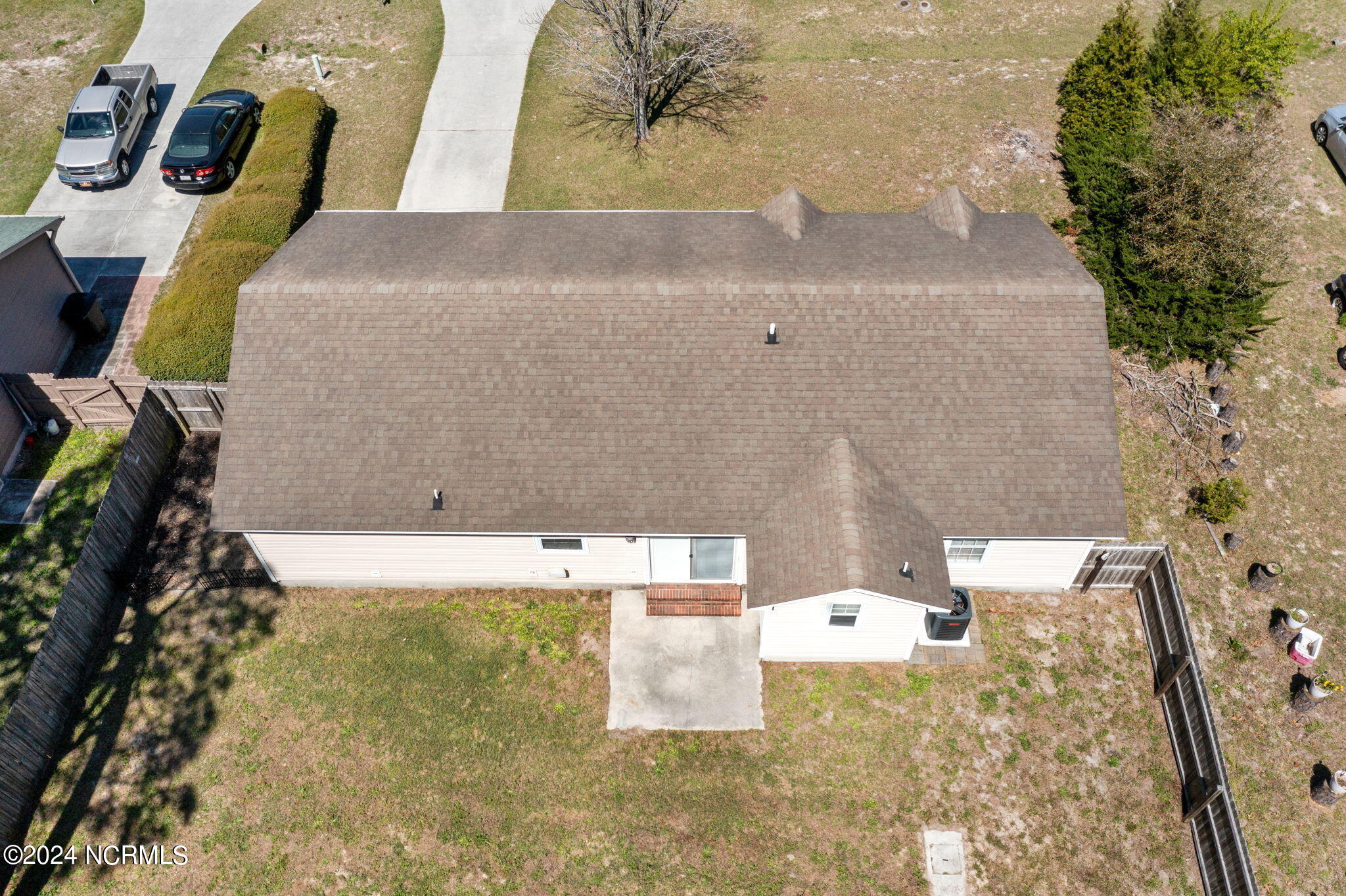 413 Oregon Trail Hubert, NC 28539 - Photo 42 of 49 42-web-or-mls-DJI_0761