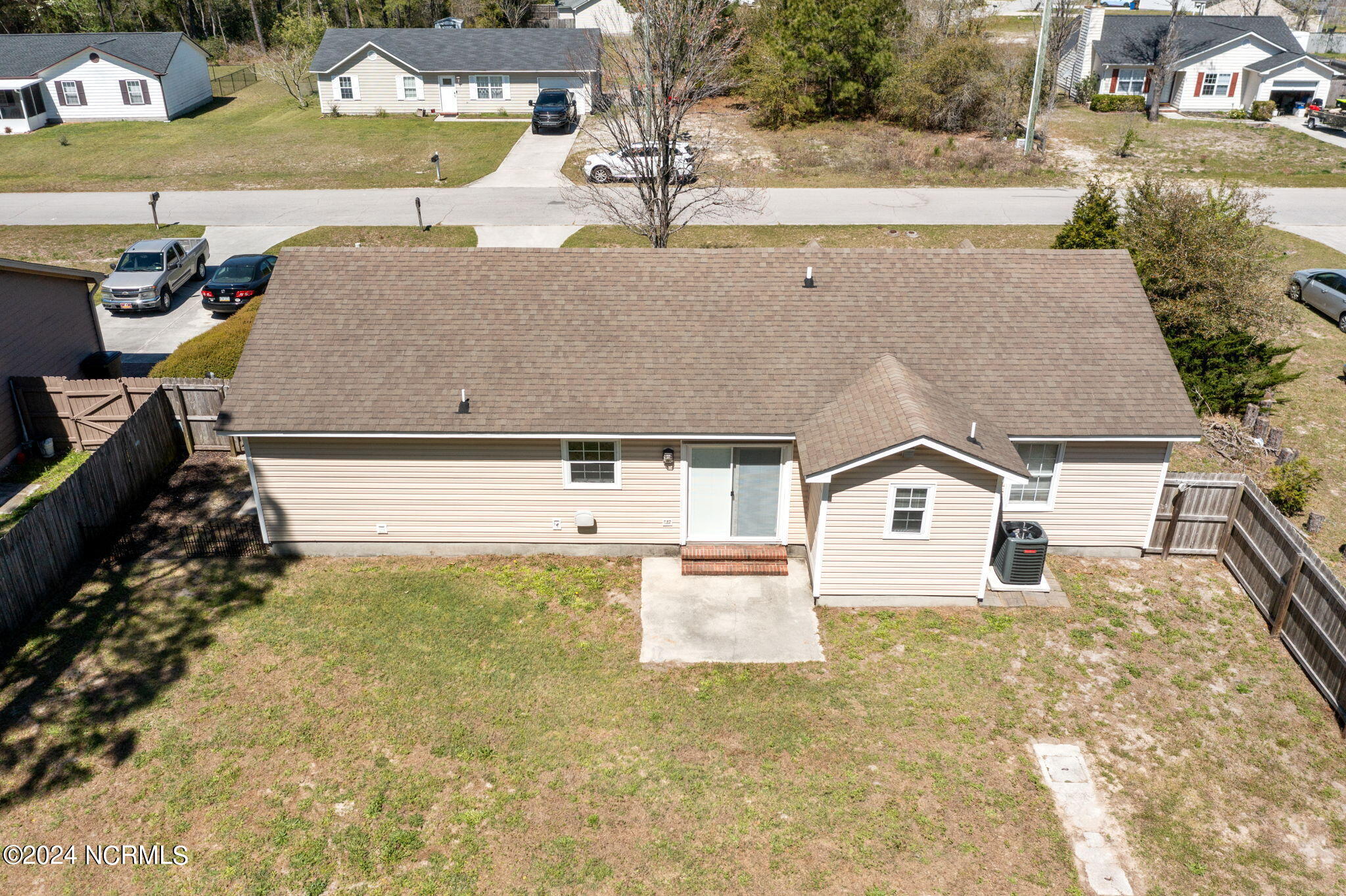 413 Oregon Trail Hubert, NC 28539 - Photo 44 of 49 47-web-or-mls-DJI_0769