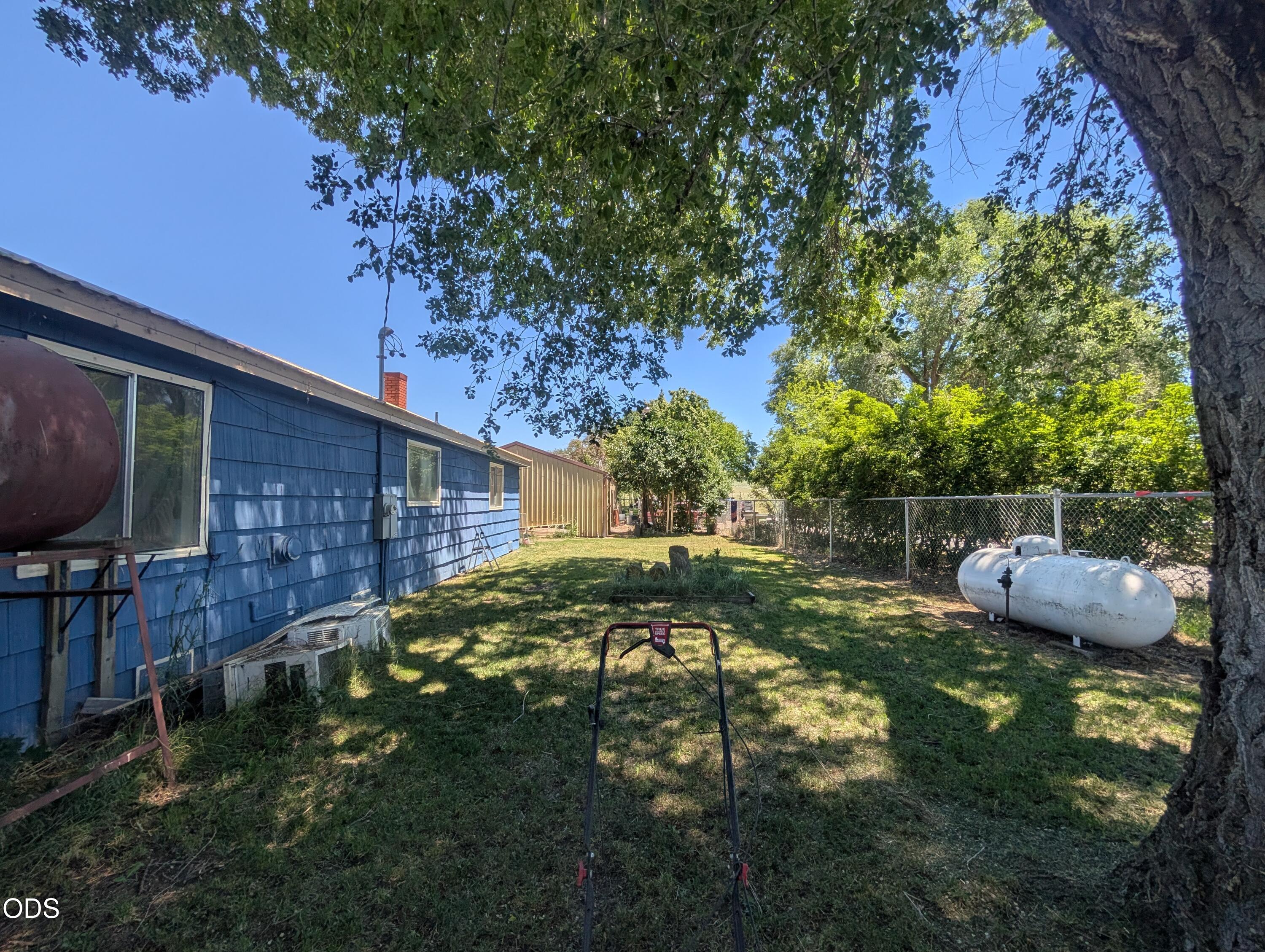 37419 Modoc Point Road Chiloquin, OR 97624 - Photo 6 of 10