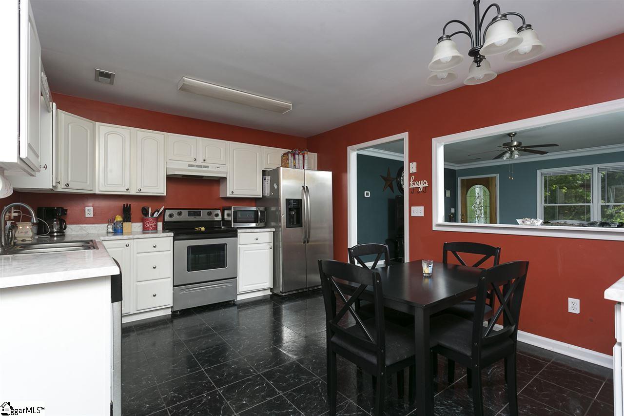 121 Bobo Road Wellford, SC 29385 - Photo 13 of 23 Gallery Image 13