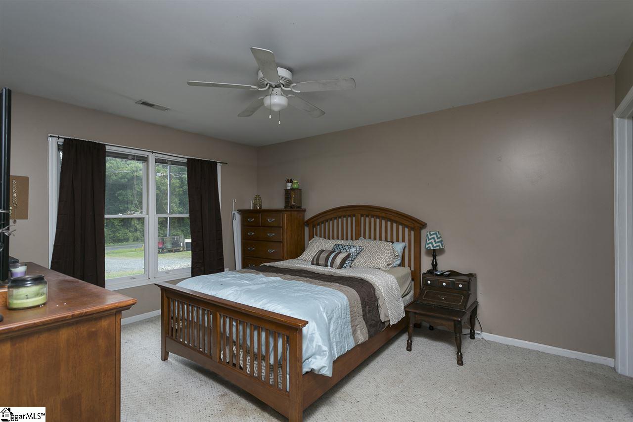 121 Bobo Road Wellford, SC 29385 - Photo 15 of 23 Gallery Image 15