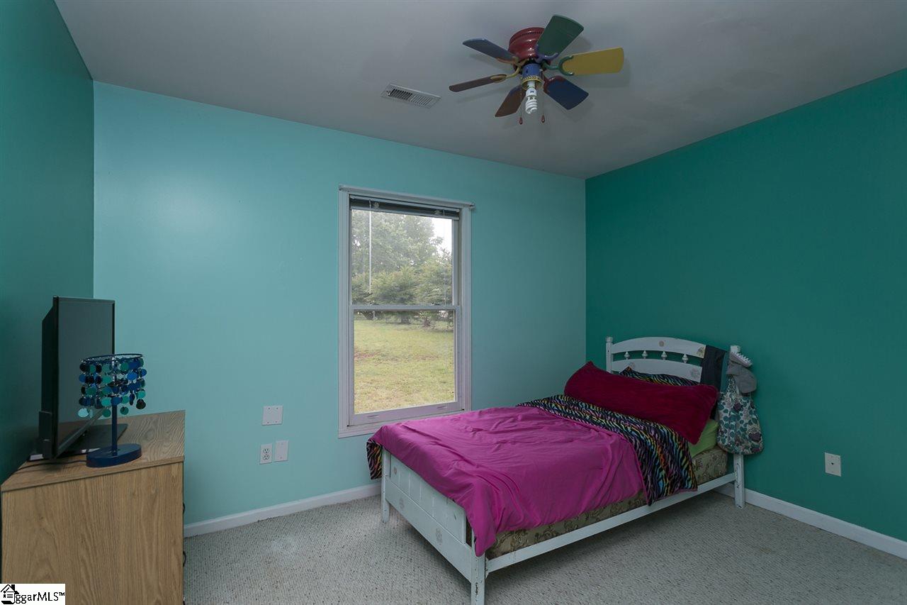121 Bobo Road Wellford, SC 29385 - Photo 18 of 23 Gallery Image 18