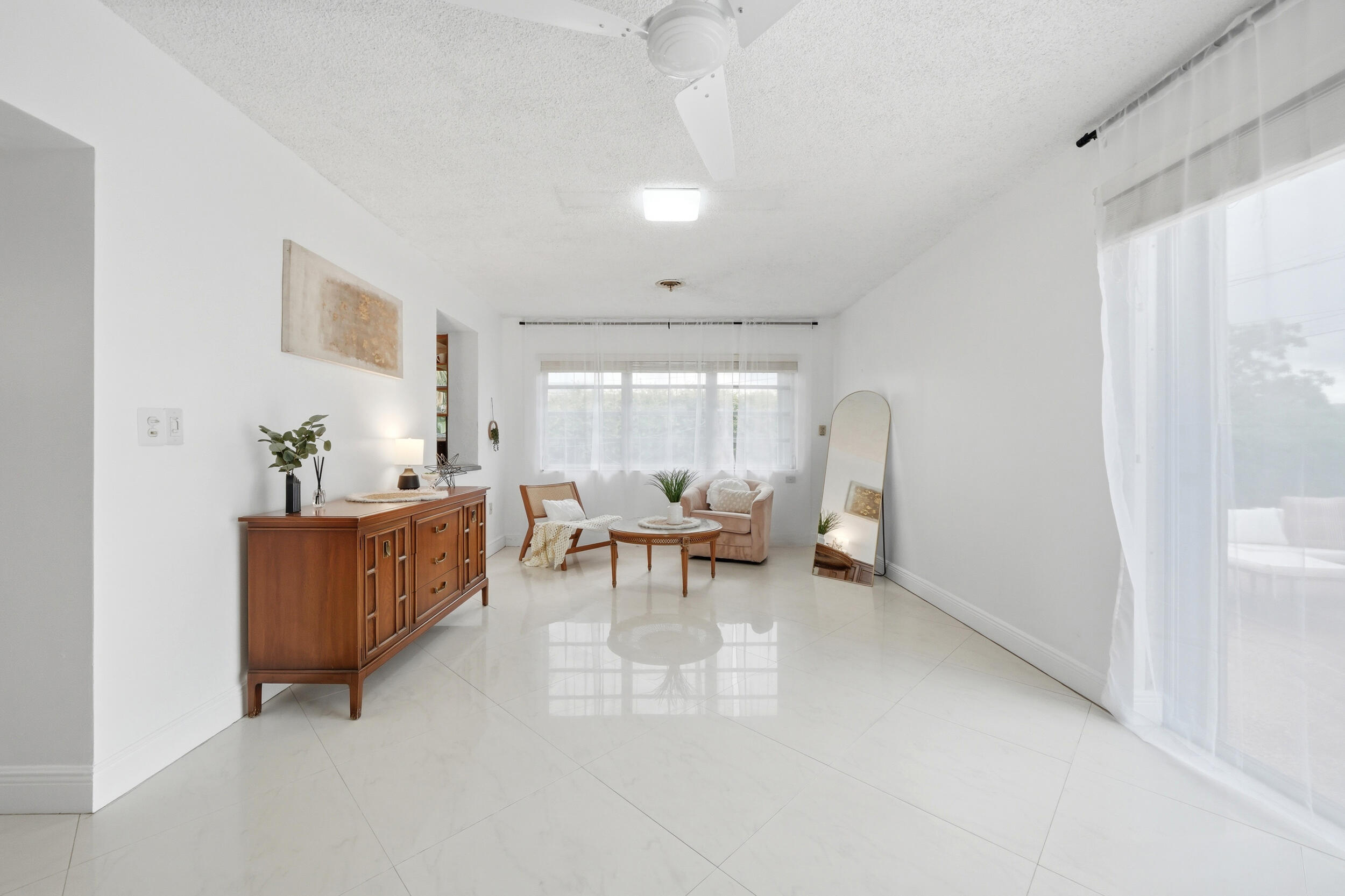 5501 Monroe Street Hollywood, FL 33021 - Photo 25 of 31 099