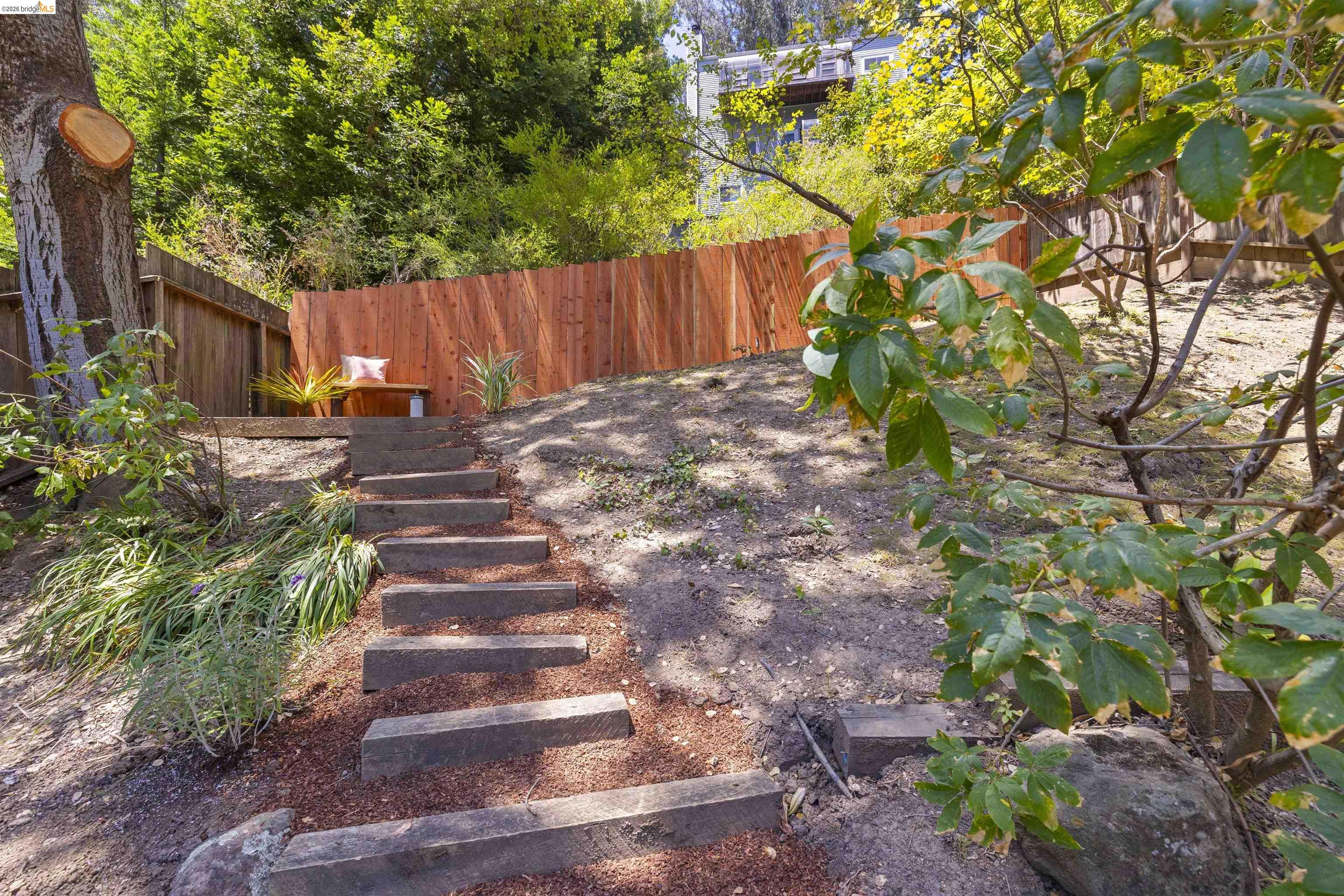 6763 Pinehaven Road Oakland, CA 94611 - Photo 38 of 48