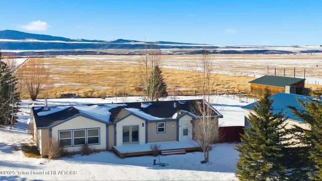 $825,000 | 6460 North 5000 West, Tetonia, ID 83452