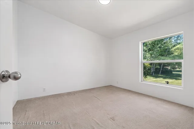 $825,000 | 6460 North 5000 West, Tetonia, ID 83452