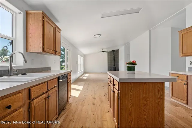 $825,000 | 6460 North 5000 West, Tetonia, ID 83452