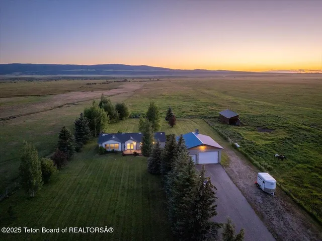 $825,000 | 6460 North 5000 West, Tetonia, ID 83452
