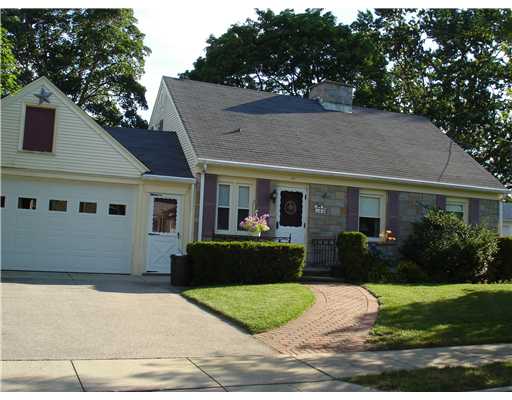 66 Bryant Road Cranston, RI 02910 - Photo 1 of 7 Exterior Front.