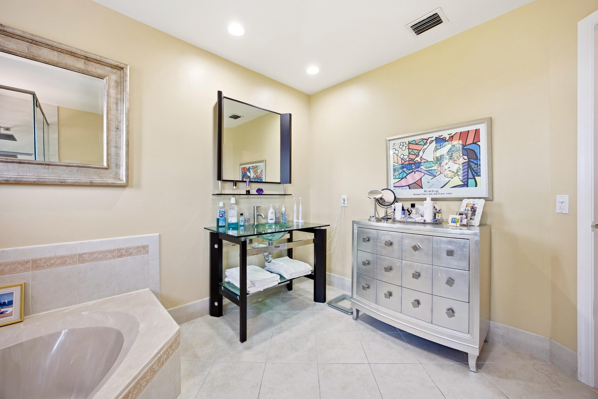 6738 Via Regina Boca Raton, FL 33433 - Photo 32 of 57 32_453a0698