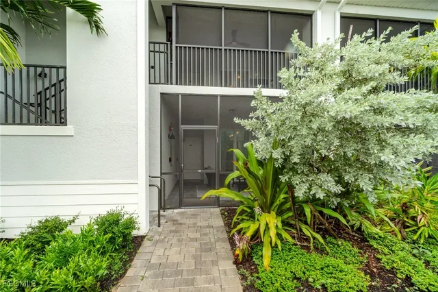 $297,500 | 15940 Grassland Lane, Unit 2512, Punta Gorda, FL 33982