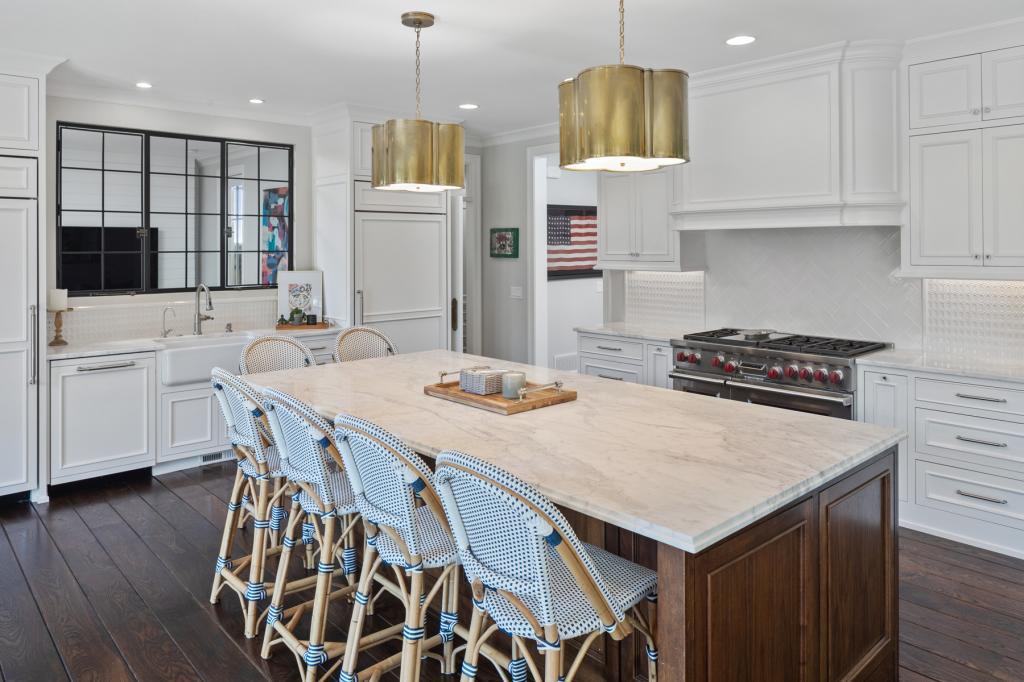 20455 Park Place Deephaven, MN 55331 - Photo 11 of 41