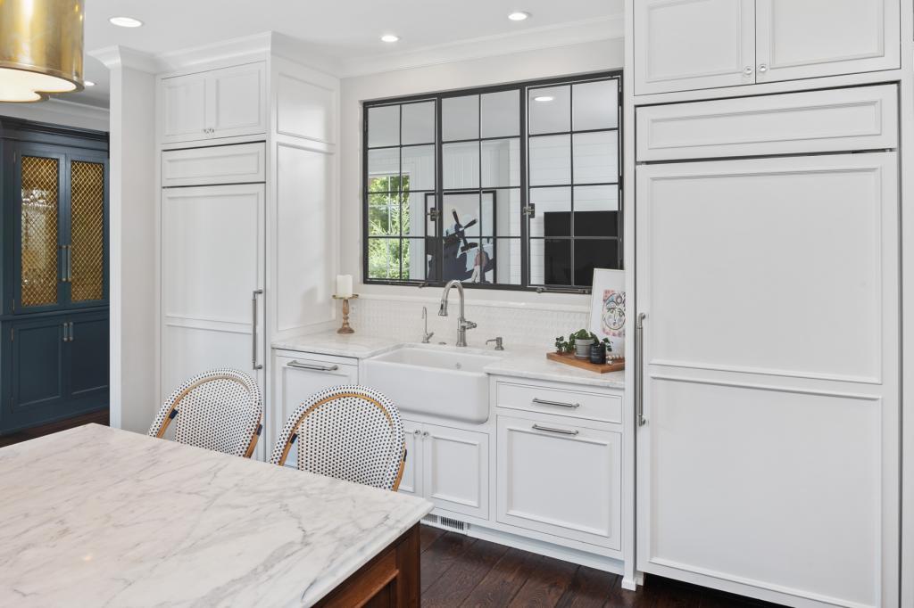 20455 Park Place Deephaven, MN 55331 - Photo 13 of 41