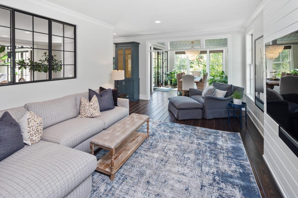 20455 Park Place Deephaven, MN 55331 - Photo 17 of 41