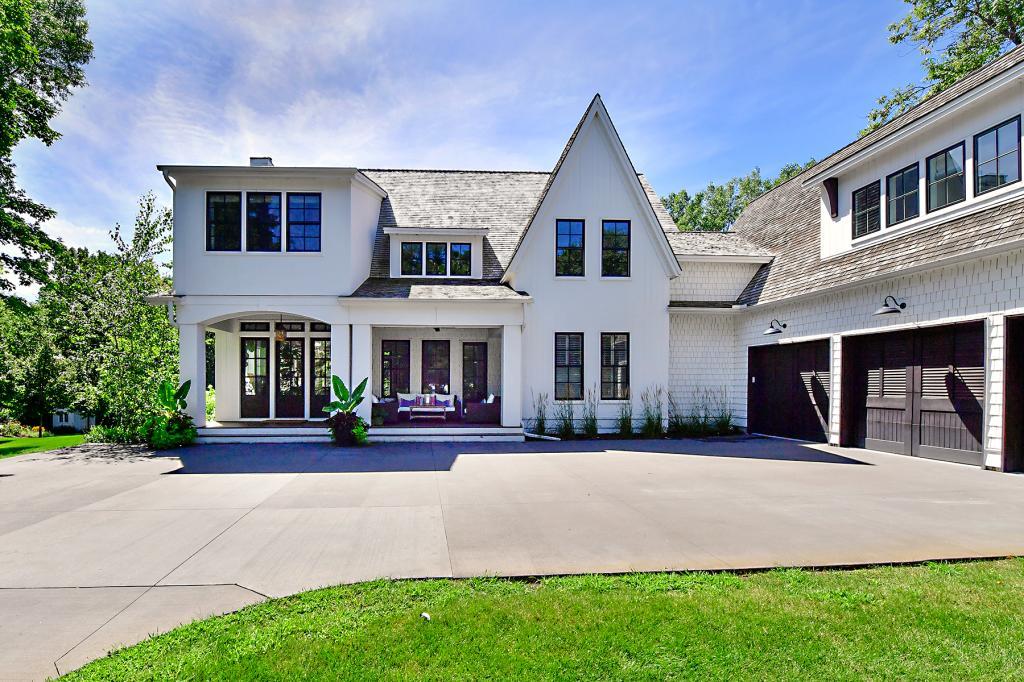 20455 Park Place Deephaven, MN 55331 - Photo 3 of 41