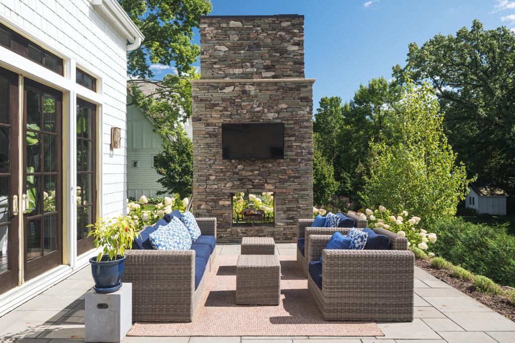 20455 Park Place Deephaven, MN 55331 - Photo 37 of 41