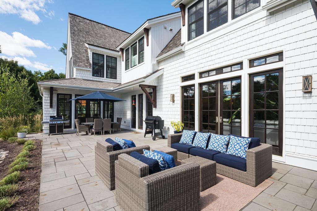 20455 Park Place Deephaven, MN 55331 - Photo 38 of 41