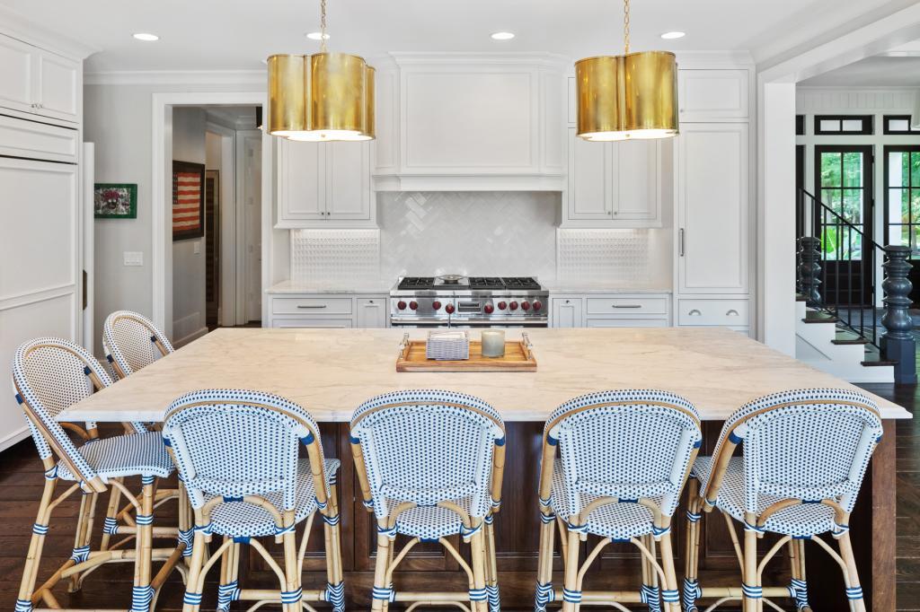 20455 Park Place Deephaven, MN 55331 - Photo 10 of 41