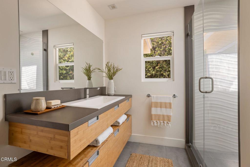 1919 Deermont Road Glendale, CA 91207 - Photo 24 of 57 027_Deermont 1919_by mrbarcelo