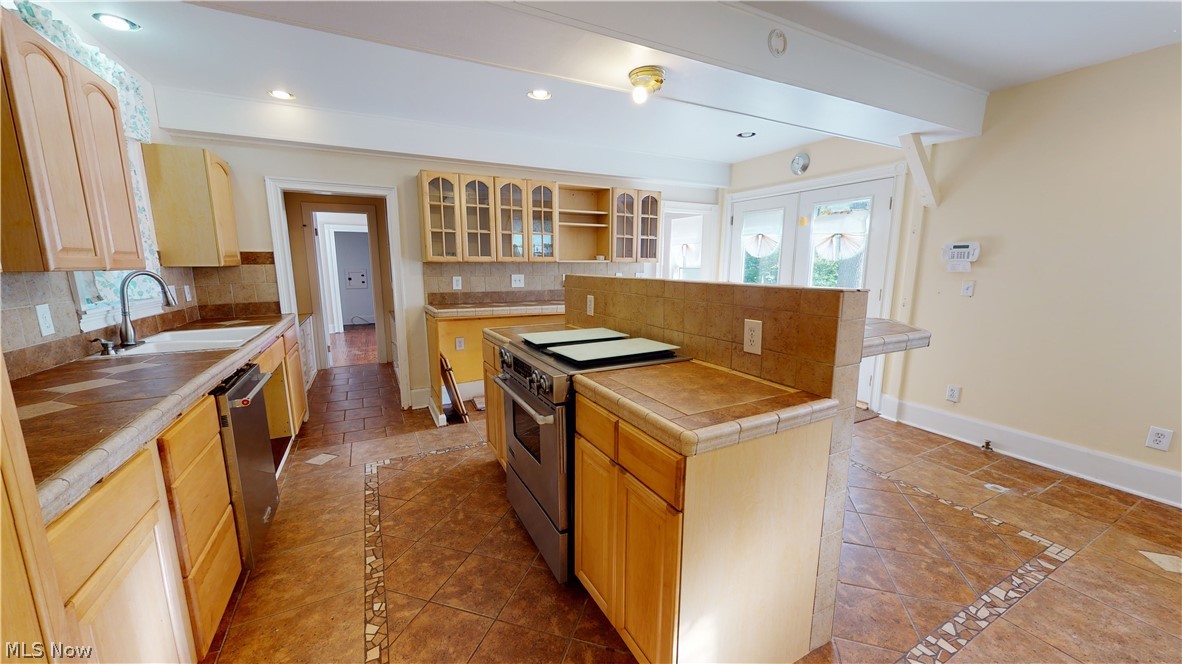 7886 Munson Road Mentor, OH 44060 - Photo 15 of 32 Gallery Image 15