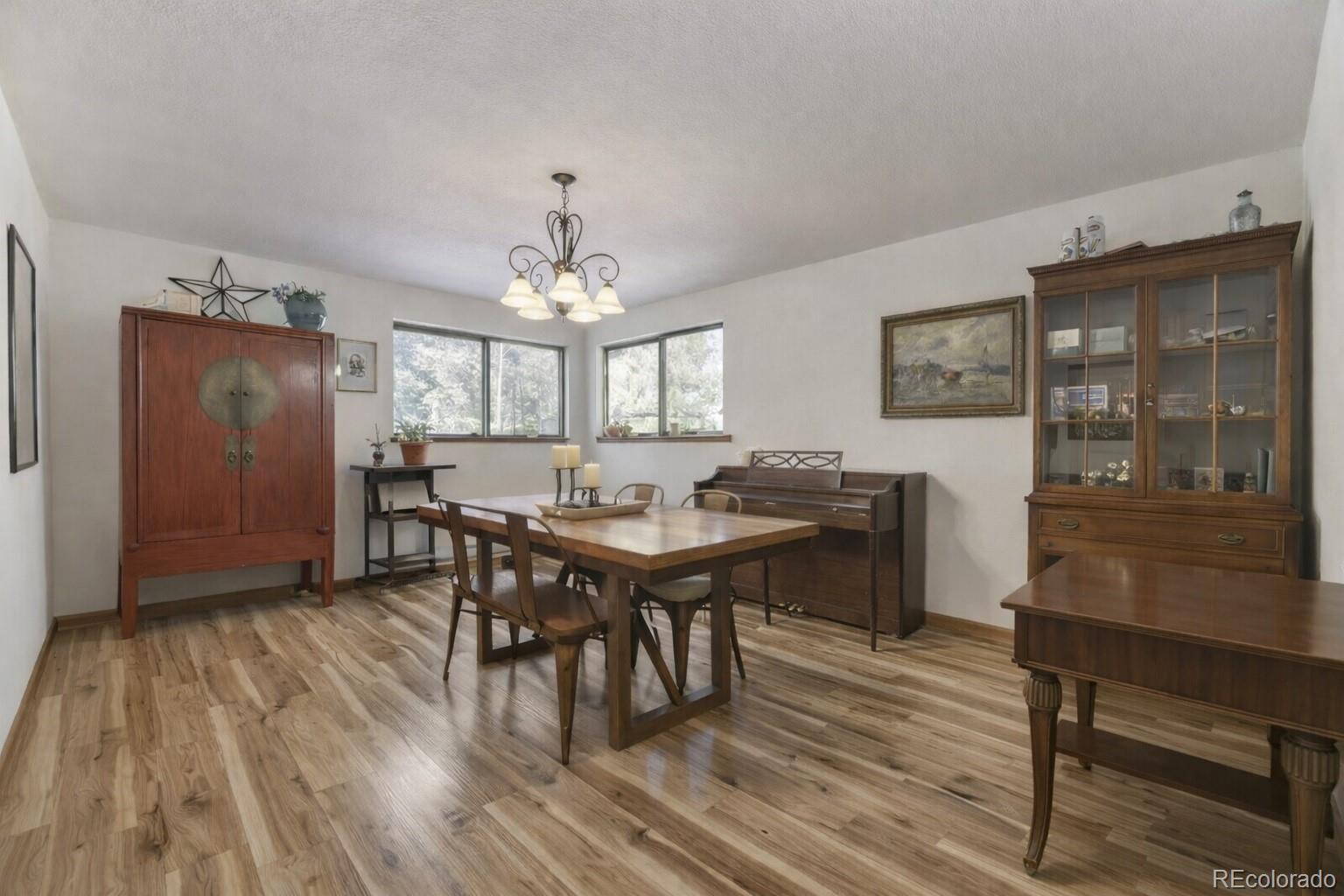 15 Gi-Gi Lane Evergreen, CO 80439 - Photo 5 of 28