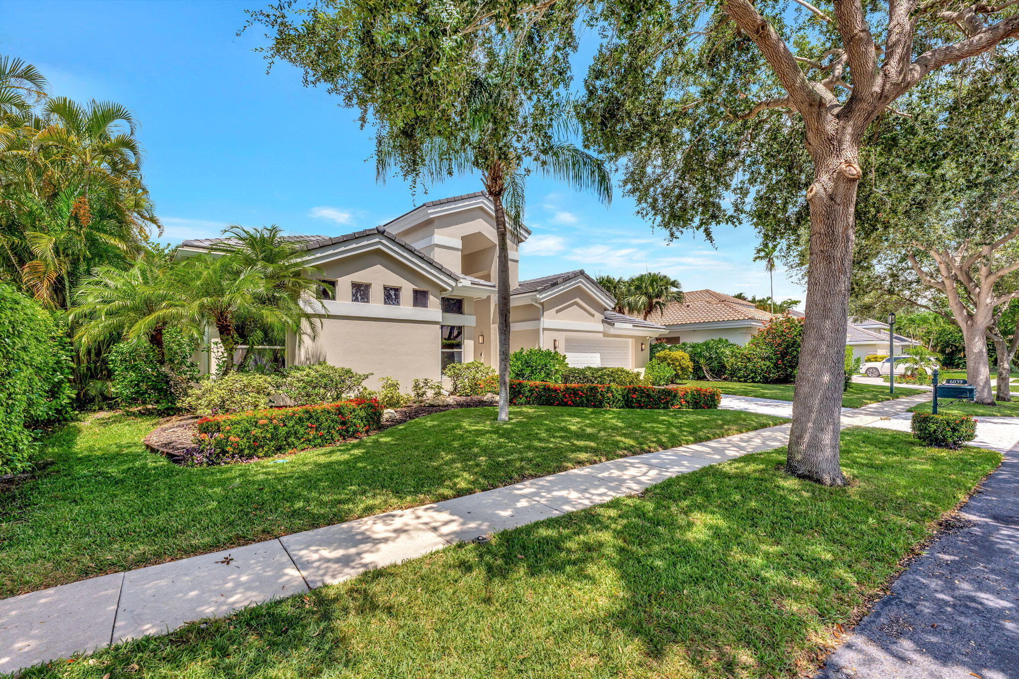 6039 Northwest 31st Terrace Boca Raton, FL 33496 - Photo 2 of 70 19-web-or-mls-DSC00060