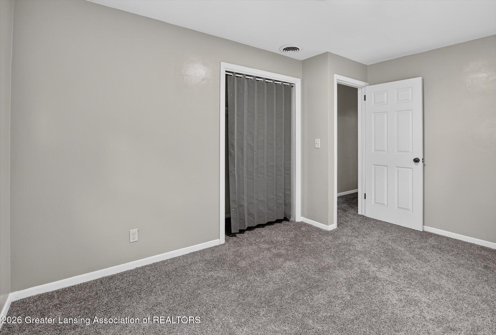 8874 East Pickard Road Mount Pleasant, MI 48858 - Photo 20 of 40 22-8874-E-Pickard-Rd-WindowStill-Photogr