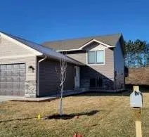 $415,000 | 8885 Parkview Circle, Chisago City, MN 55013