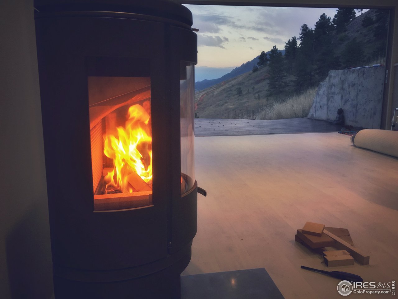 57 Acorn Lane Boulder, CO 80304 - Photo 32 of 40 a view of balcony and front door