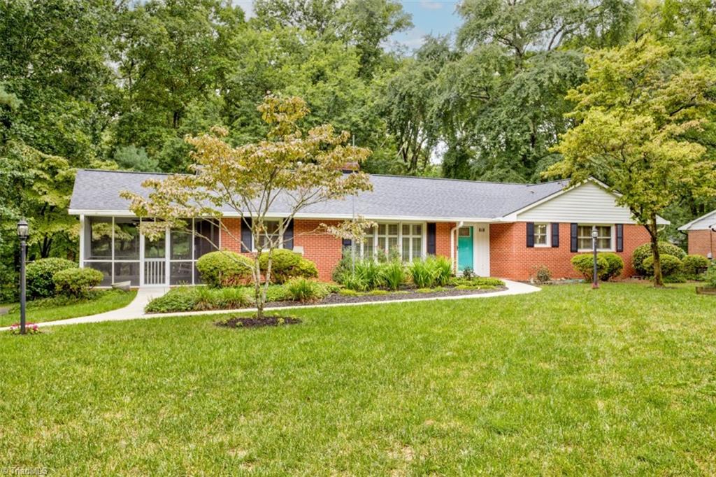 818 Chester Road Winston-Salem, NC 27104 - Photo 1 of 38 Gallery Image 1