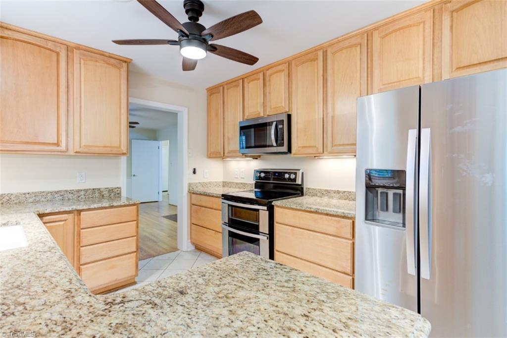 818 Chester Road Winston-Salem, NC 27104 - Photo 11 of 38 Gallery Image 11